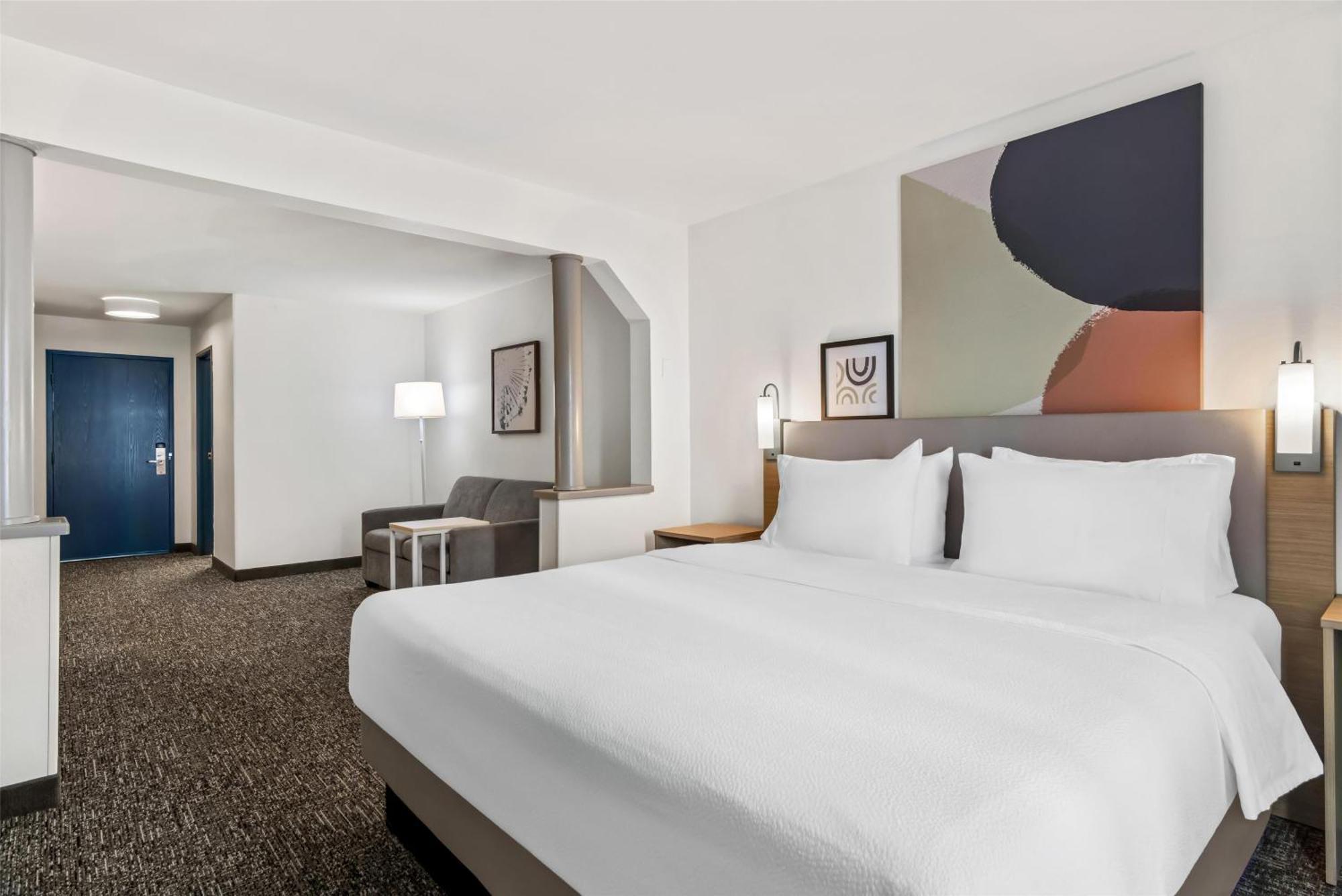 Inn & Suites Мерилвил Екстериор снимка